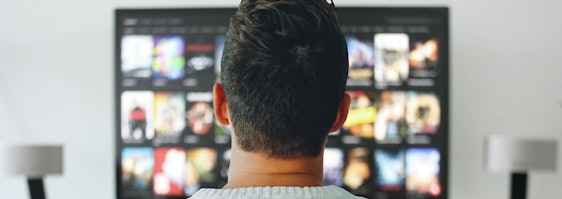 Kino der Zukunft? » Warner Brothers bringt Kinostarts 2021 per Stream