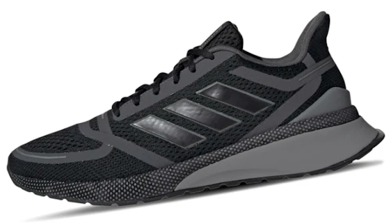 Adidas Nova FVSE für 41€ - Laufschuh für Herren in Schwarz und Weiß