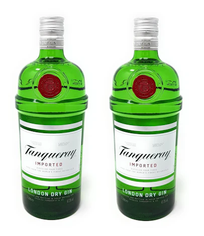 2x 1l Tanqueray London Dry Gin für 35€ - mit 47,3 % Vol.
