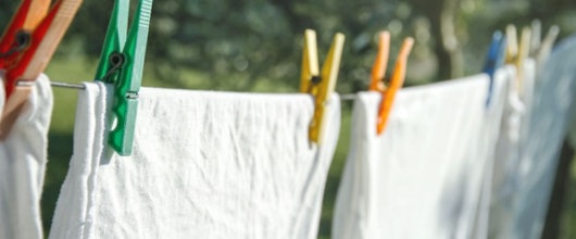 So machst du natürliches Bleichmittel einfach selbst